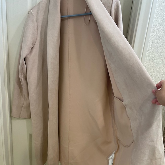 Zara Coat - Picture 3 of 8